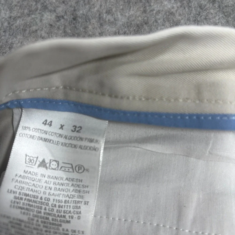 Dockers Signature Khaki Pants Men's Size 44x32 Classic Fit Chinos‎ Straight Leg
